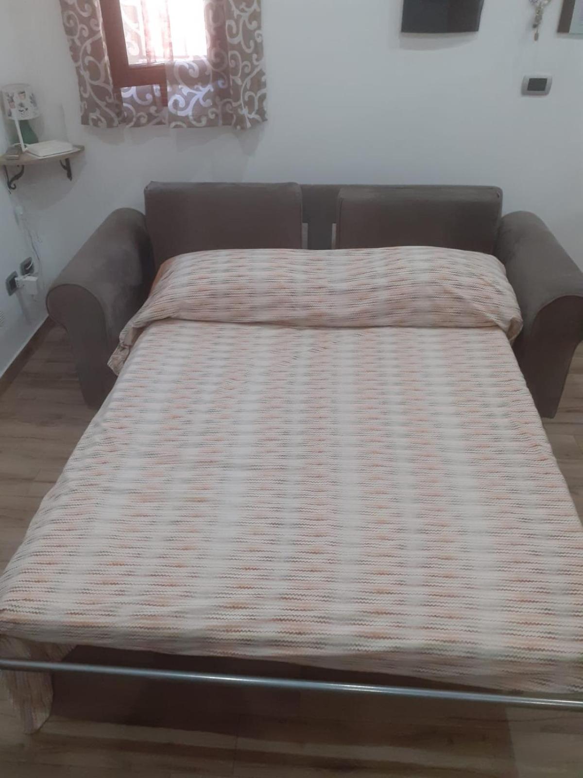Two Face Apartment Сиракуза Екстериор снимка
